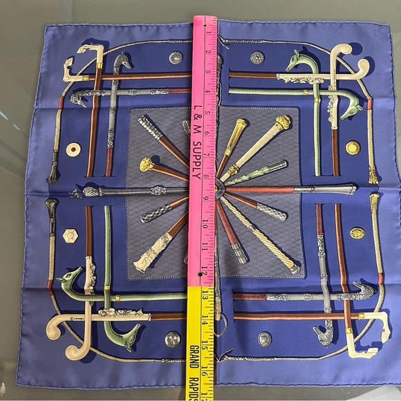 Hermes Carre Scarf 45 Small Cannes et Pommeaux Silk Navy - Picture 8 of 9